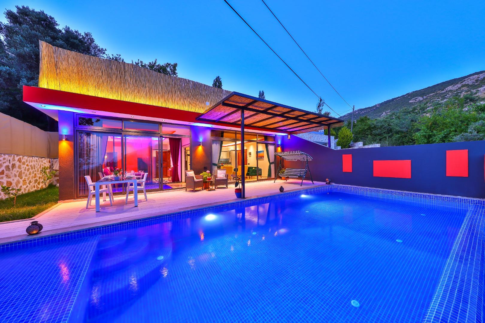 Villa Menekse in İslamlar, with Private Pool