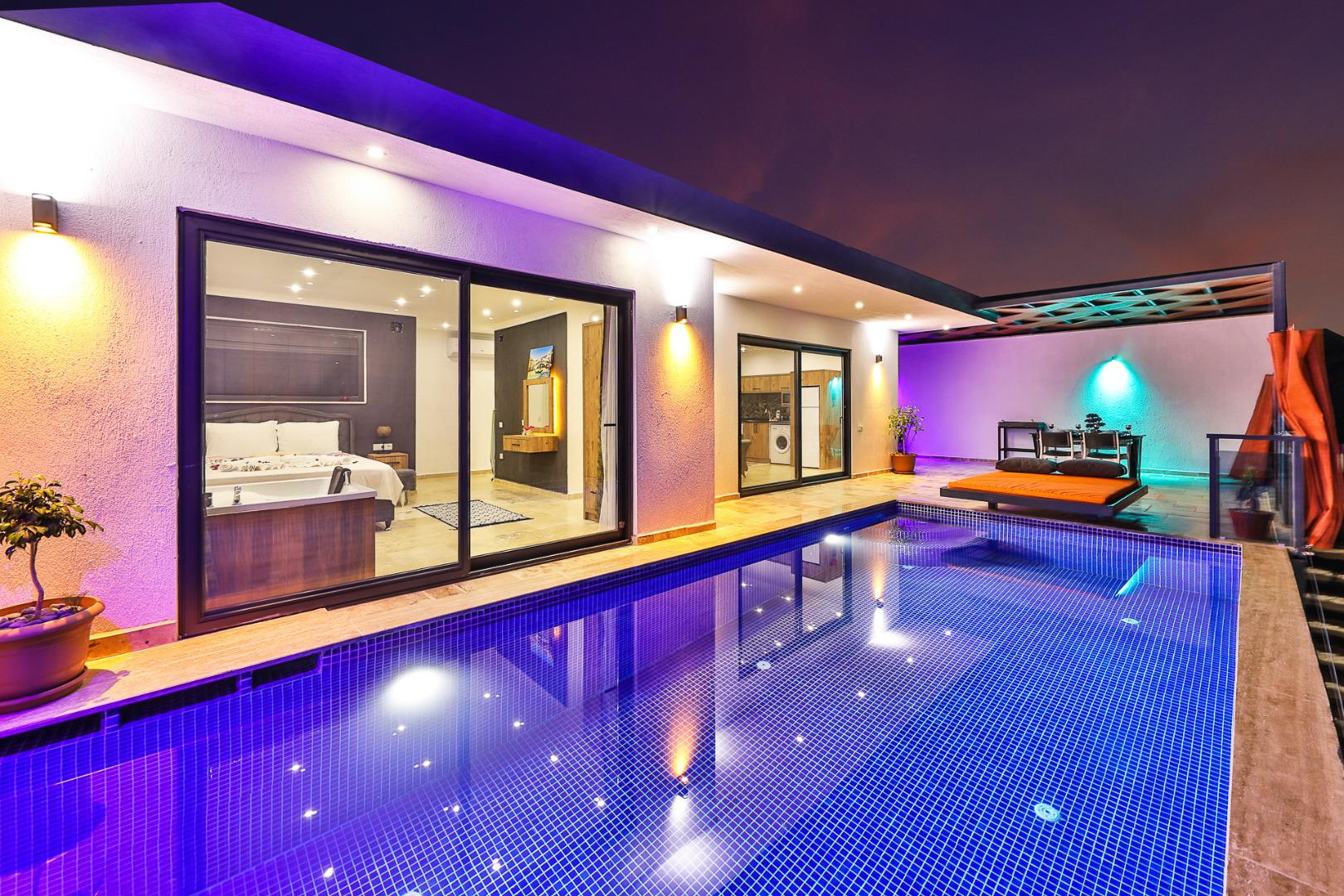 Villa Porto Riko in Kordere, with Private Pool