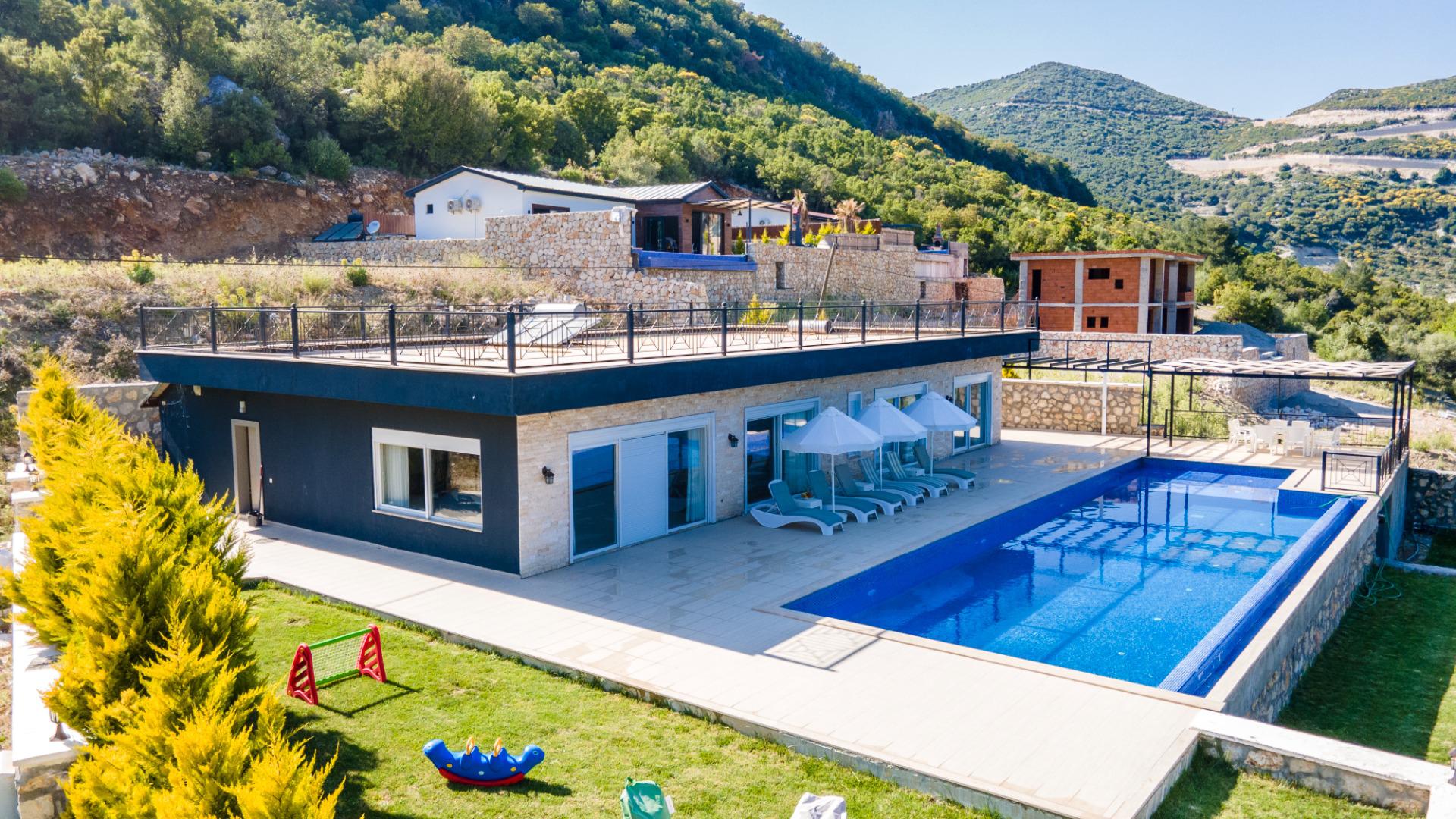 Villa Health in Saribelen, with Private Pool
