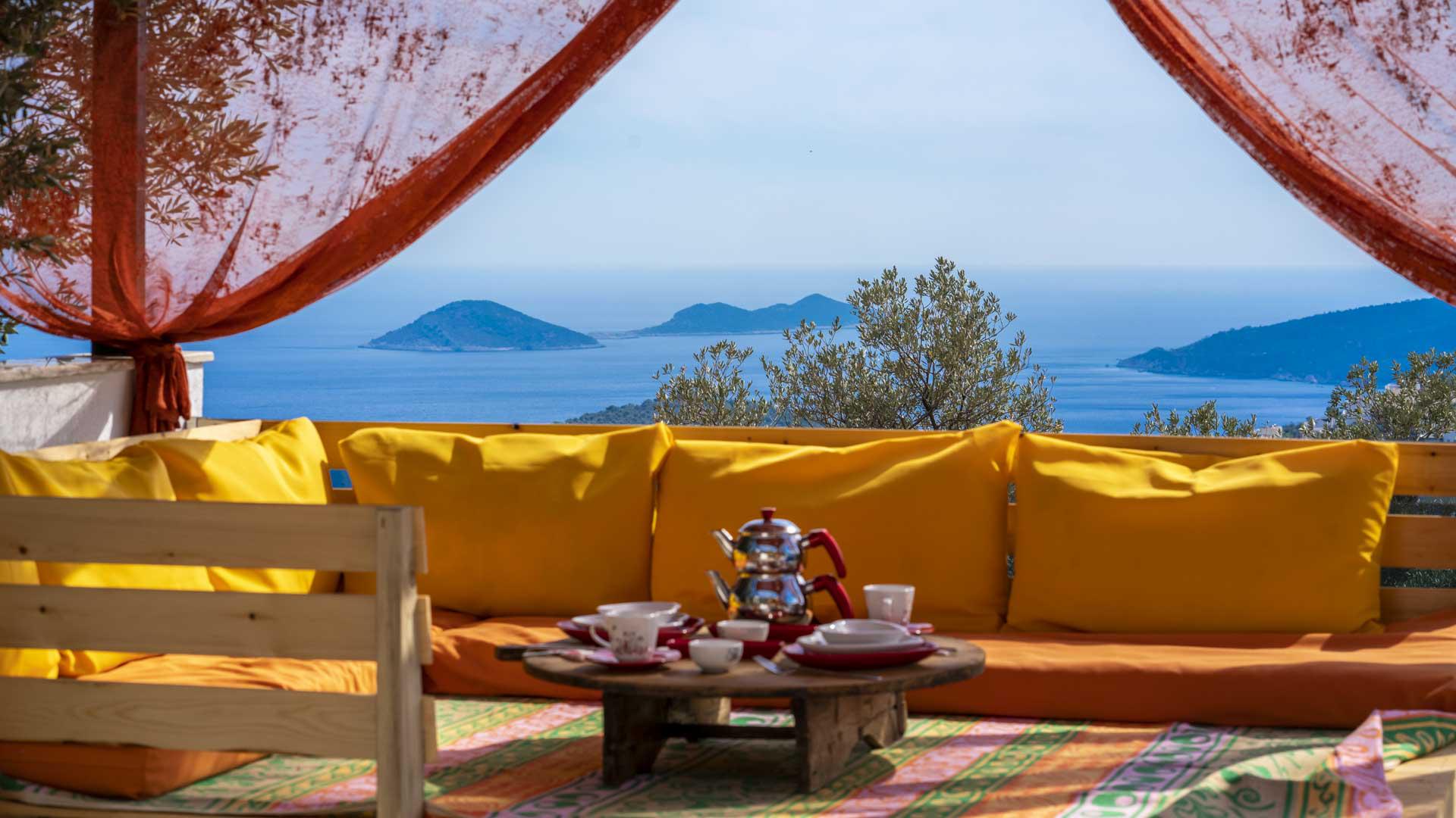 Villa Te Amo in Akbel, with Private Pool