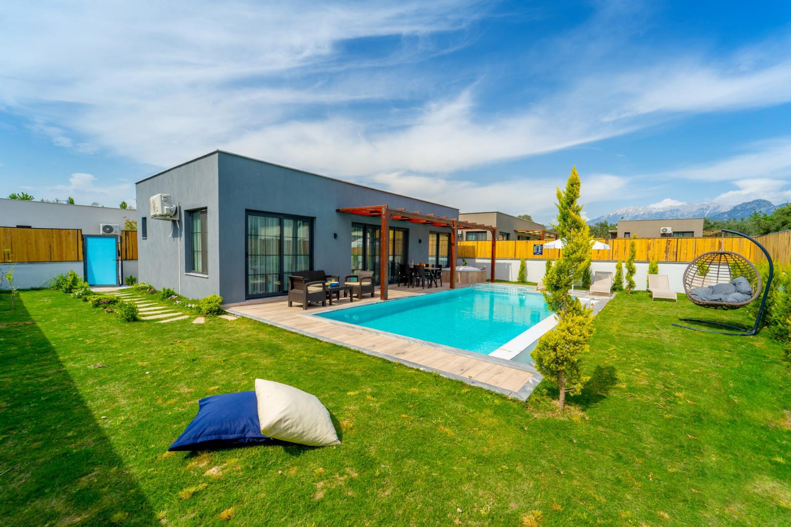 Villa Kelebek Seydikemer in Seydikemer, with Private Pool