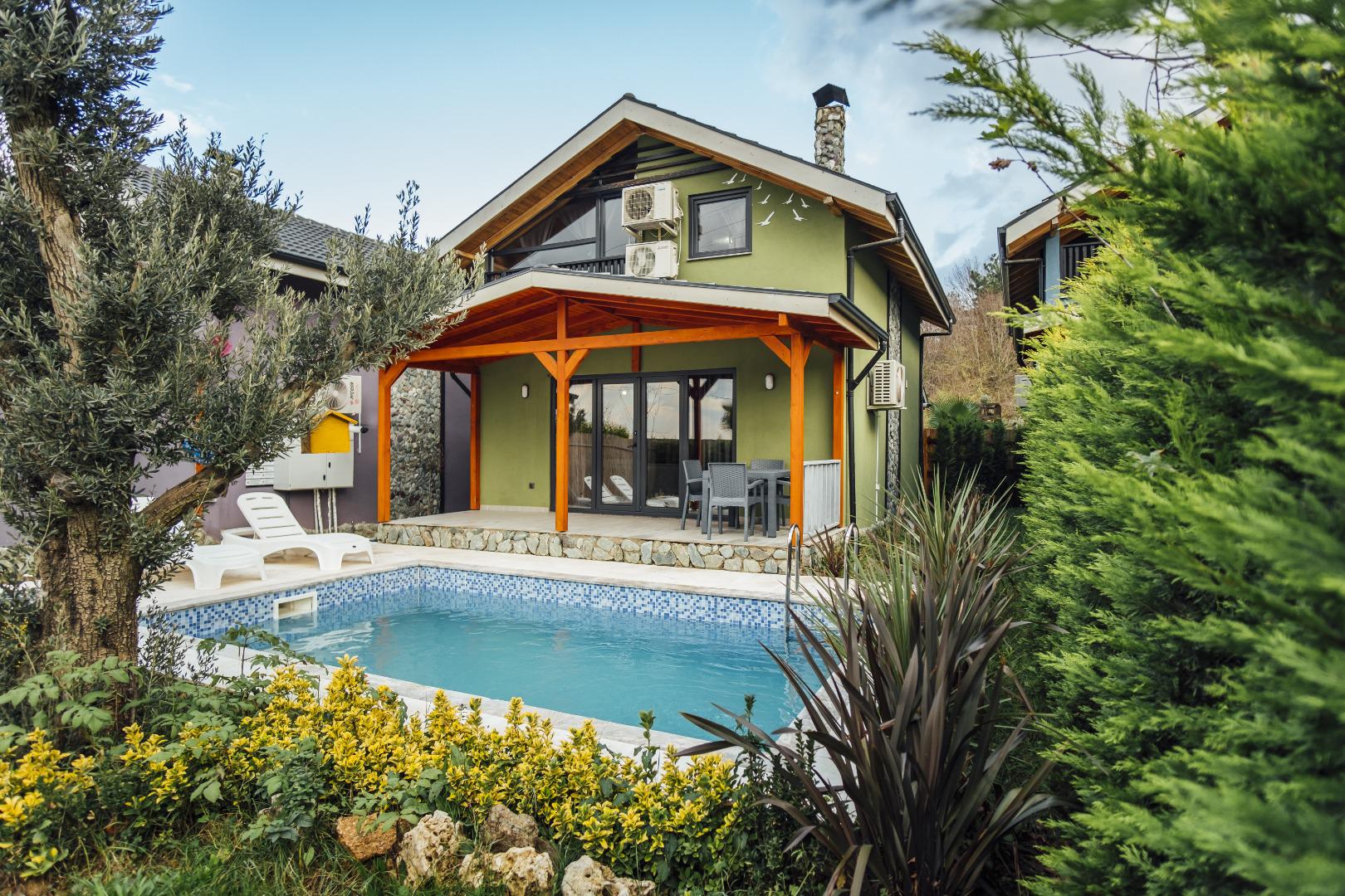 Forbest Bungalov 5 in Sapanca Bungalows, with Private Pool