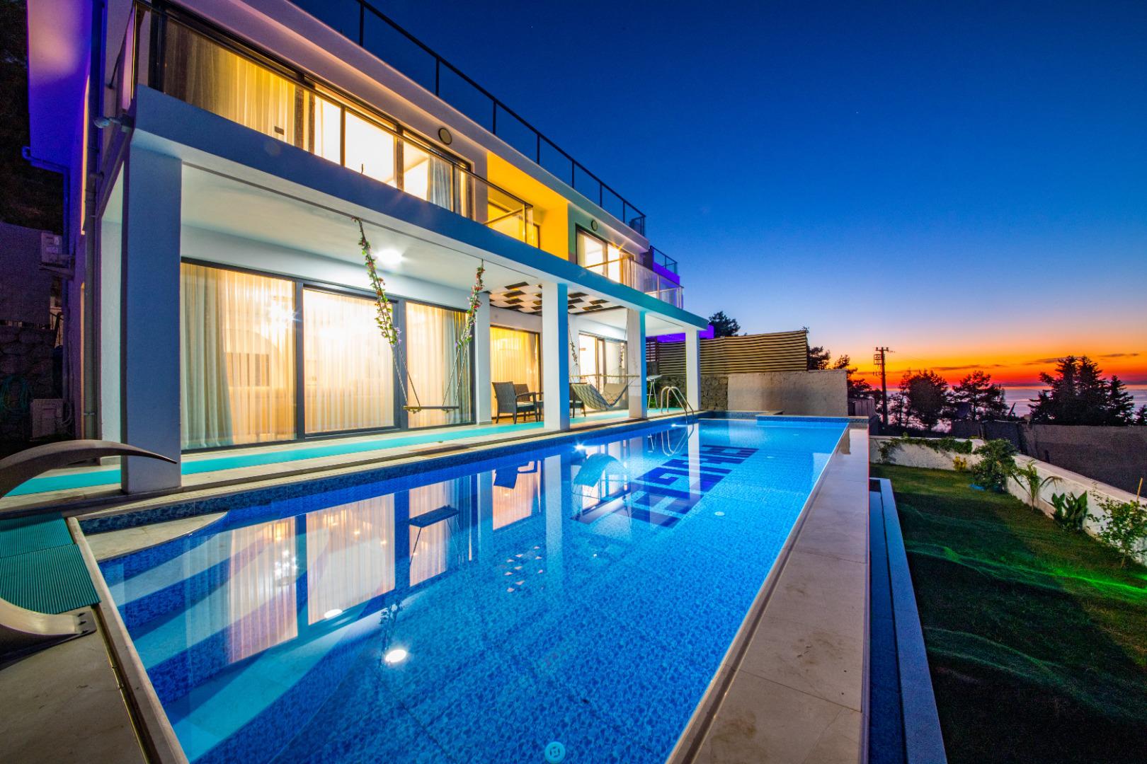 Villa Rosy Sunset in Faralya, with Private Pool