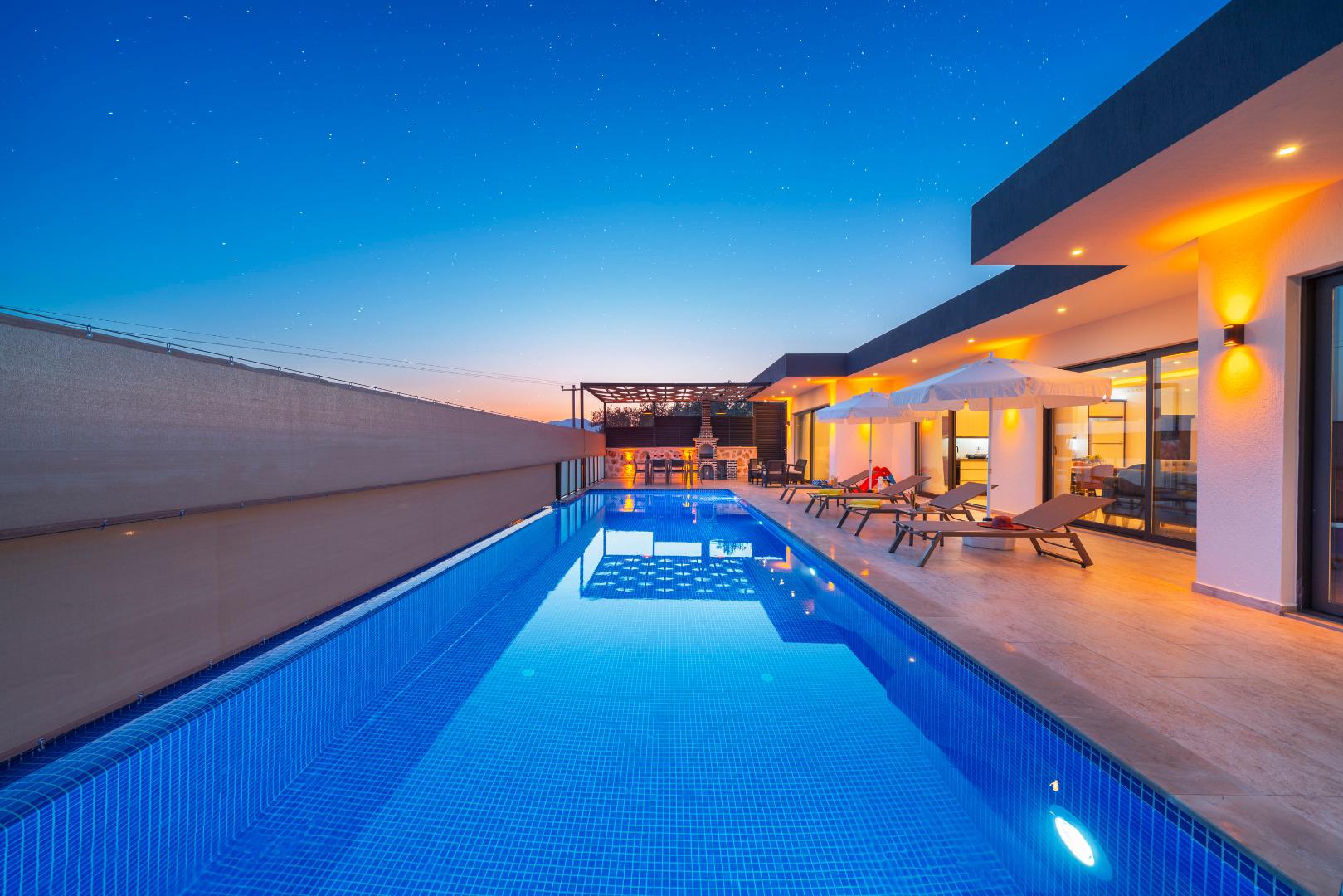 Villa Corleone, 4 Person Villa for Rent in Kalkan Cavdir