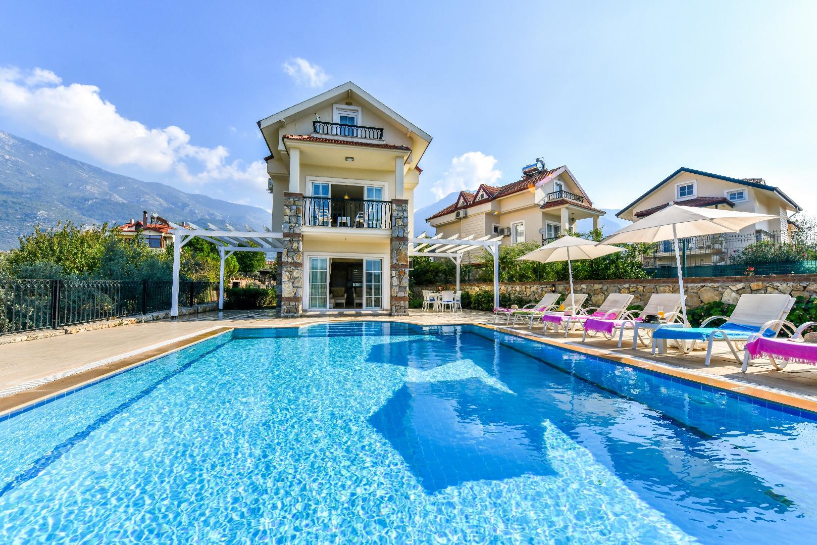 Villa İstanbul, 6 Person Villa for Rent in Fethiye Hisaronu