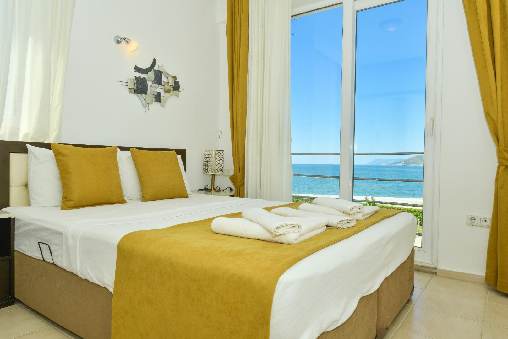 Saros Apartments, Apartments and Summer Houses for Rent in Fethiye Rental Villas in Calis