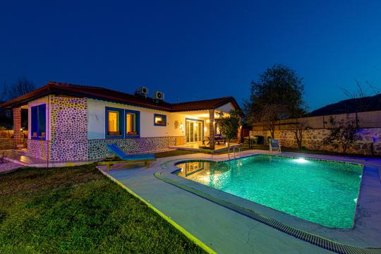 Villa Lavender