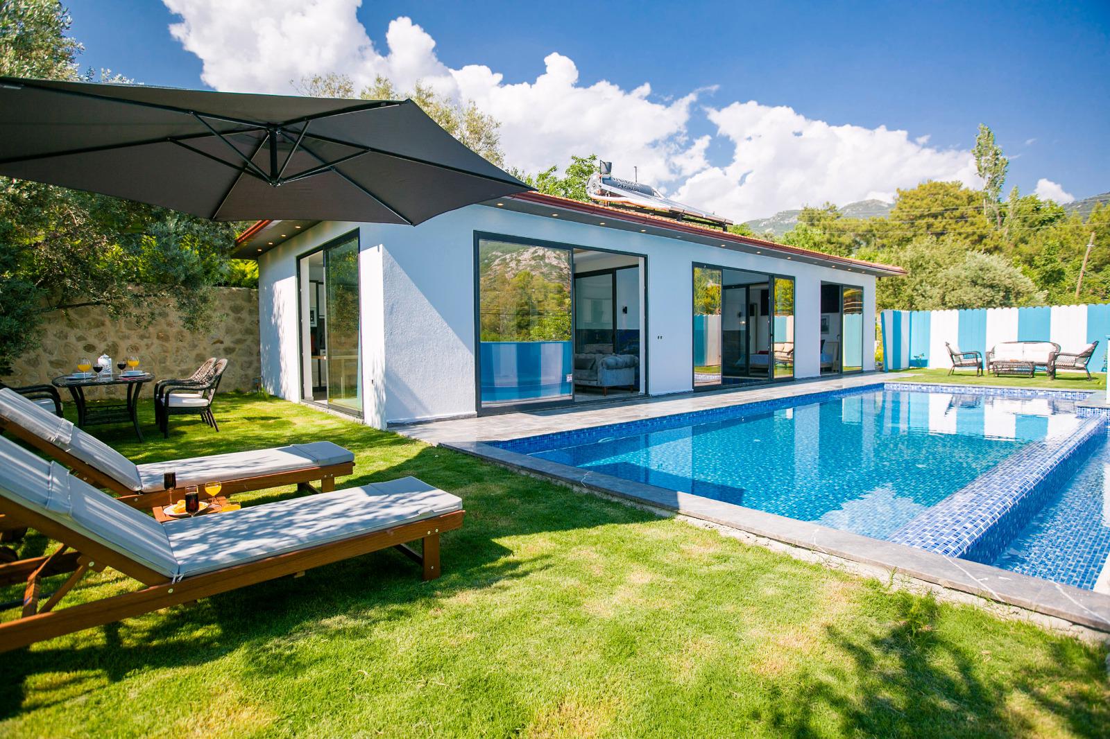 Villa Monalisa in İslamlar, with Private Pool